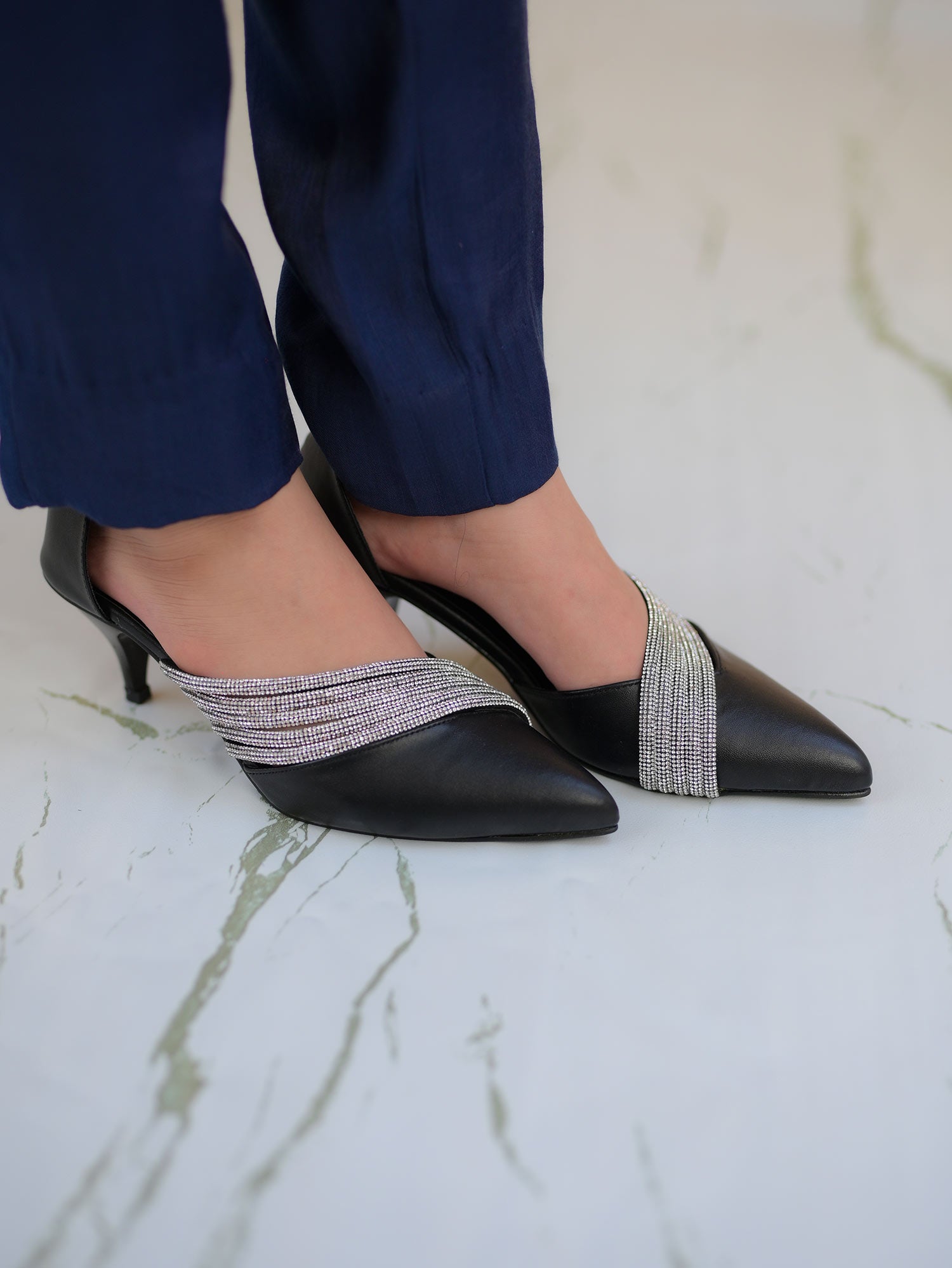 Aurora Stride Heels — Midnight Charm