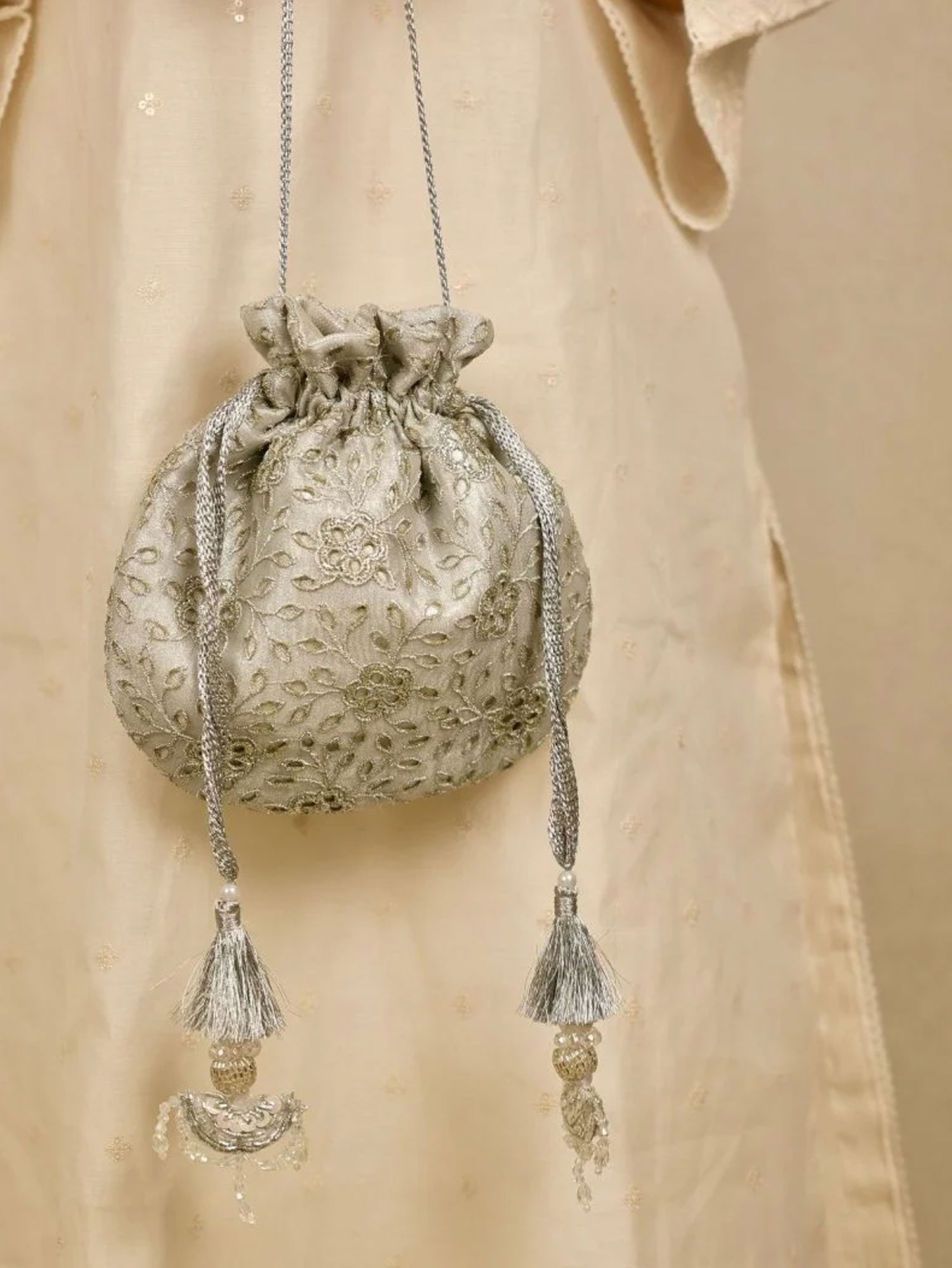 Sahar - Cutwork Silver Potli